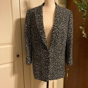 Tahari Black/White dress jacket size 16 NWT